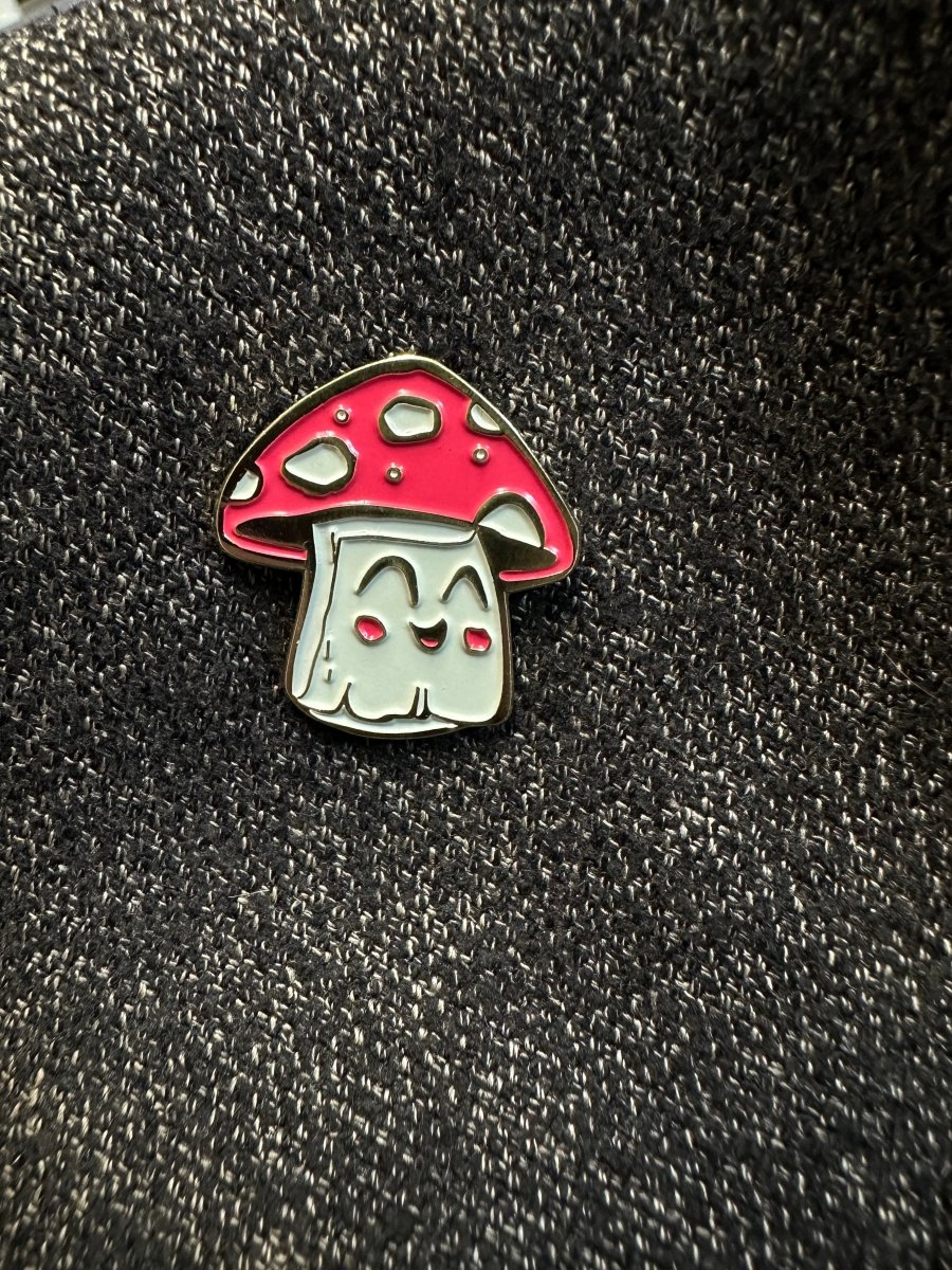 Mushy-oom // Enamel Pin - Maux Zachintosh